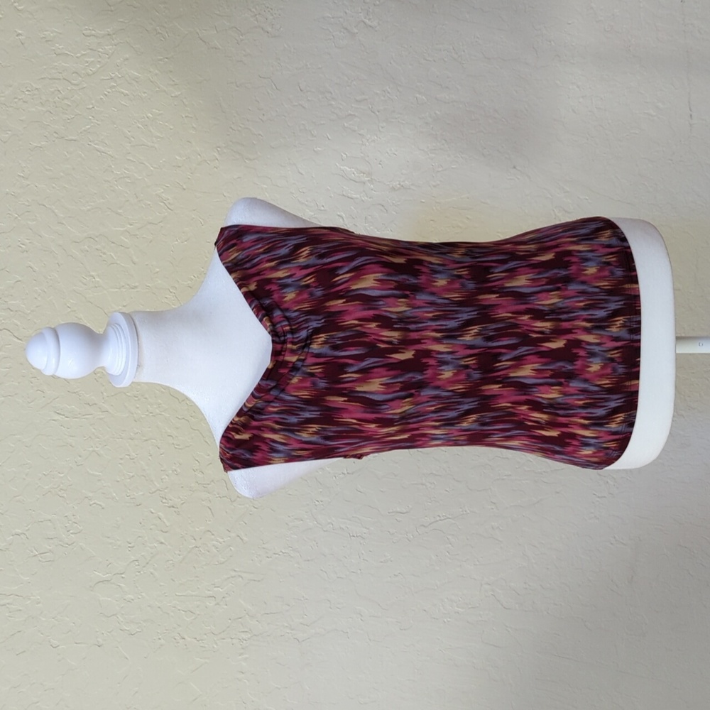 3/$20🌟 Charlotte Russe Burgundy Abstract Print Cowl Neck Tank Top Size XS